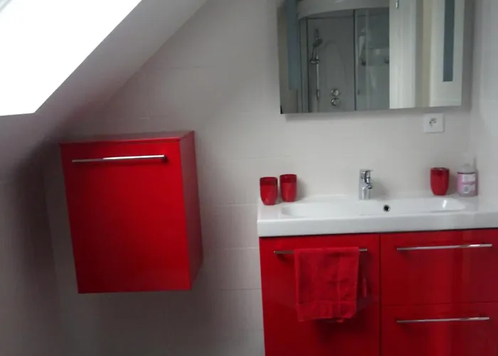 La Belinoise, A Proximite Du Circuit Des 24h * Saint-Gervais en-Belin